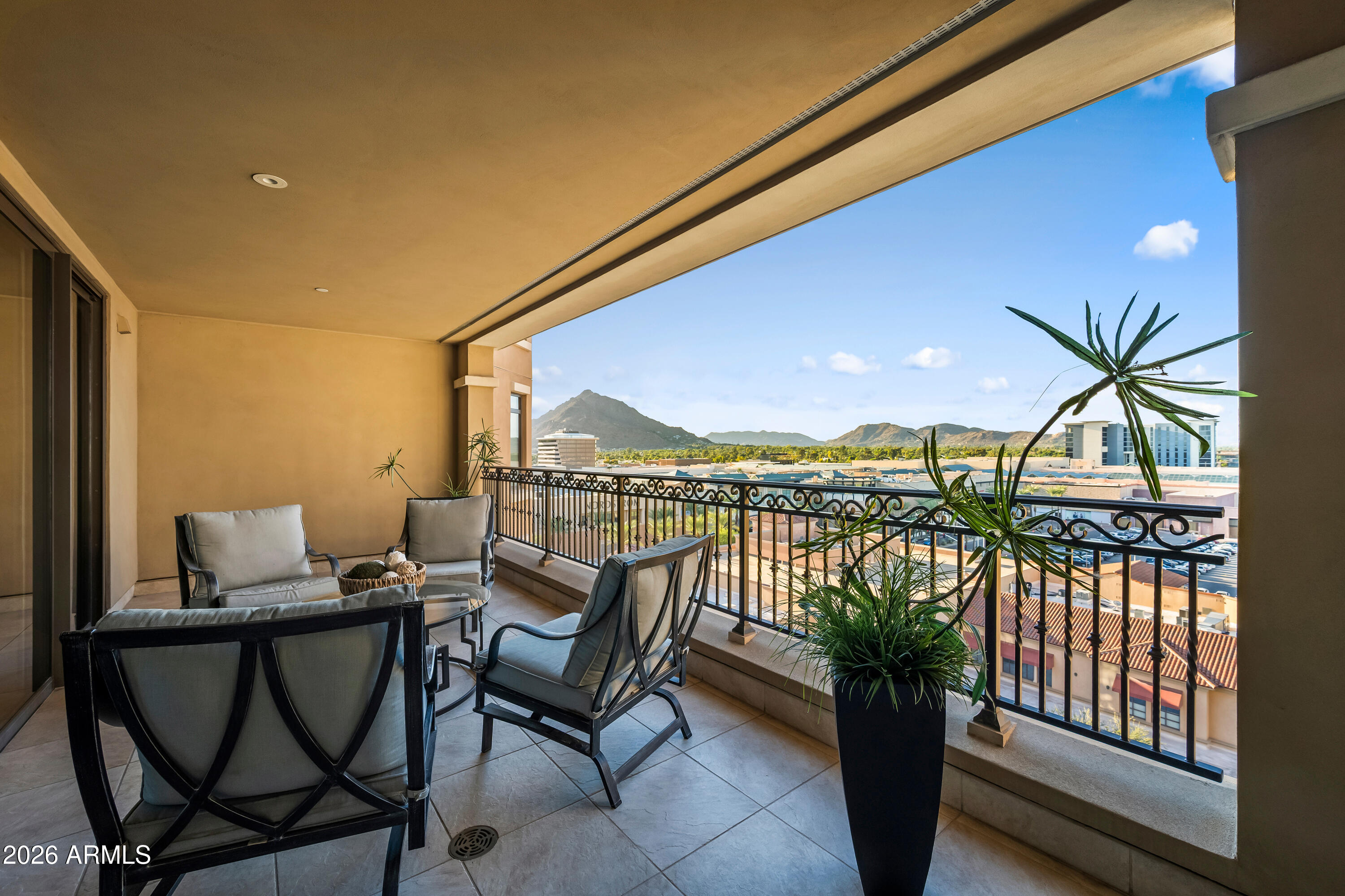 7175 E CAMELBACK Road 1007