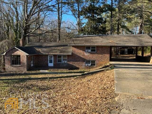 220 E Memorial Drive