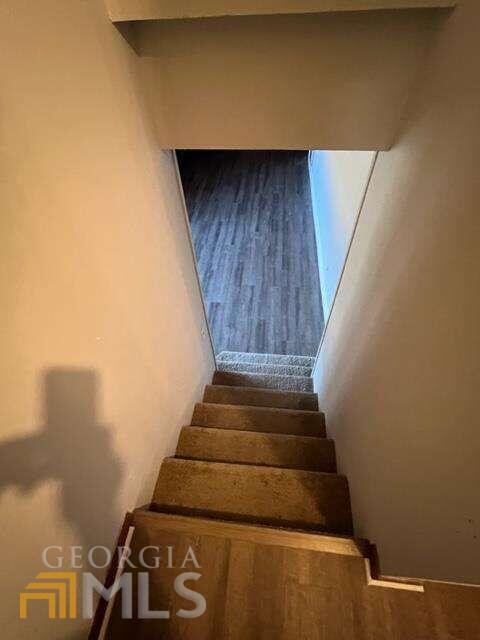 220 E Memorial Drive