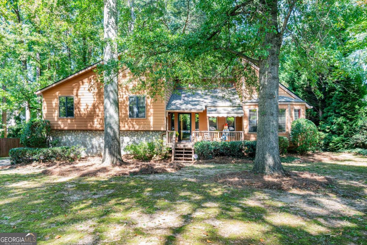 1639 Mohawk Place SE