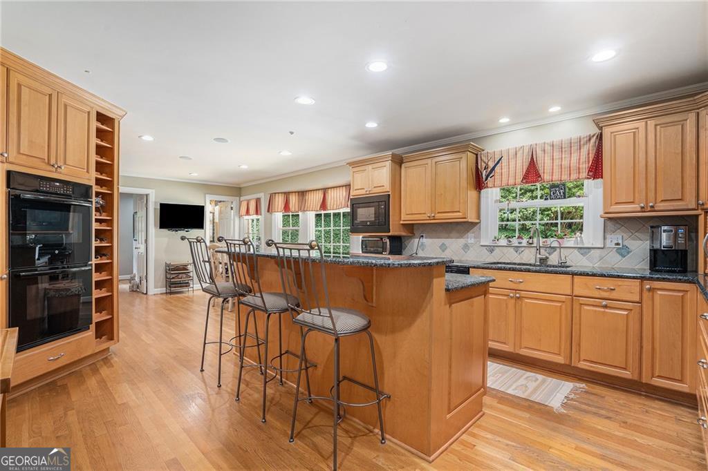 6140 Riverwood Drive