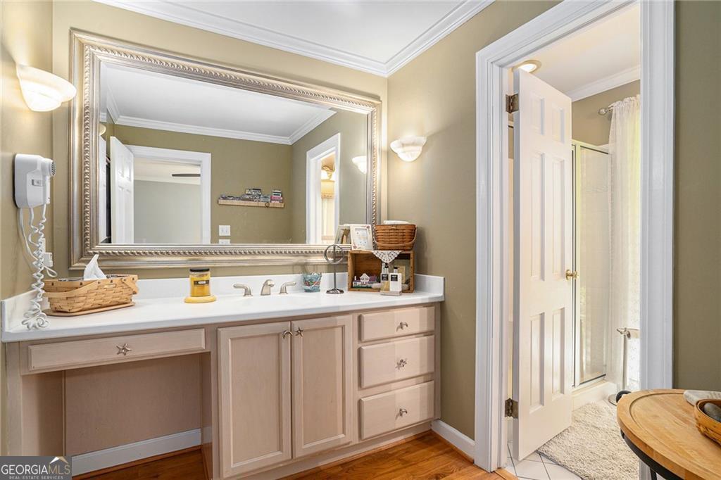 6140 Riverwood Drive