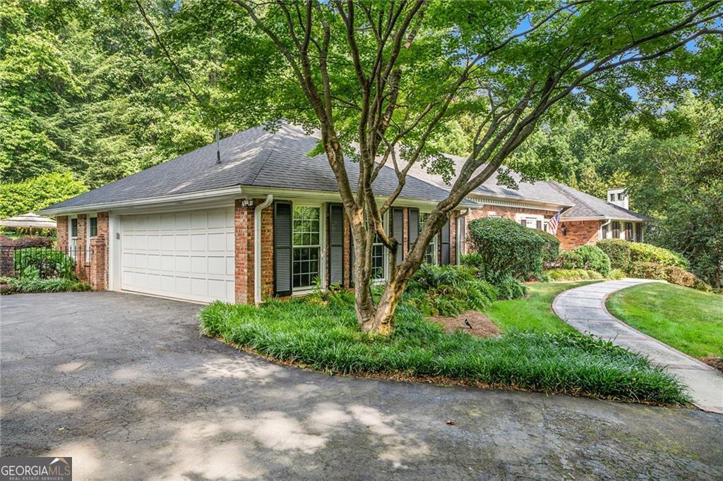 6140 Riverwood Drive