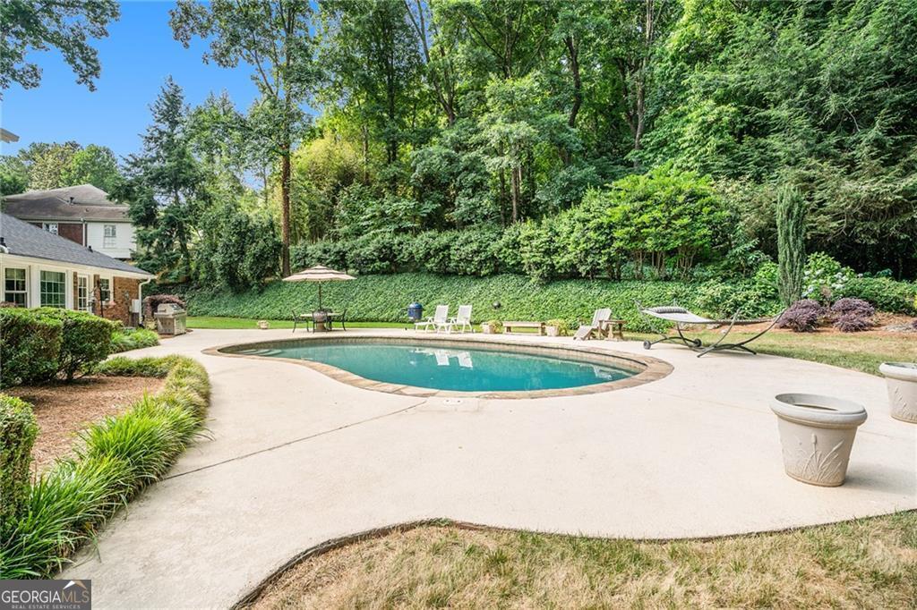 6140 Riverwood Drive