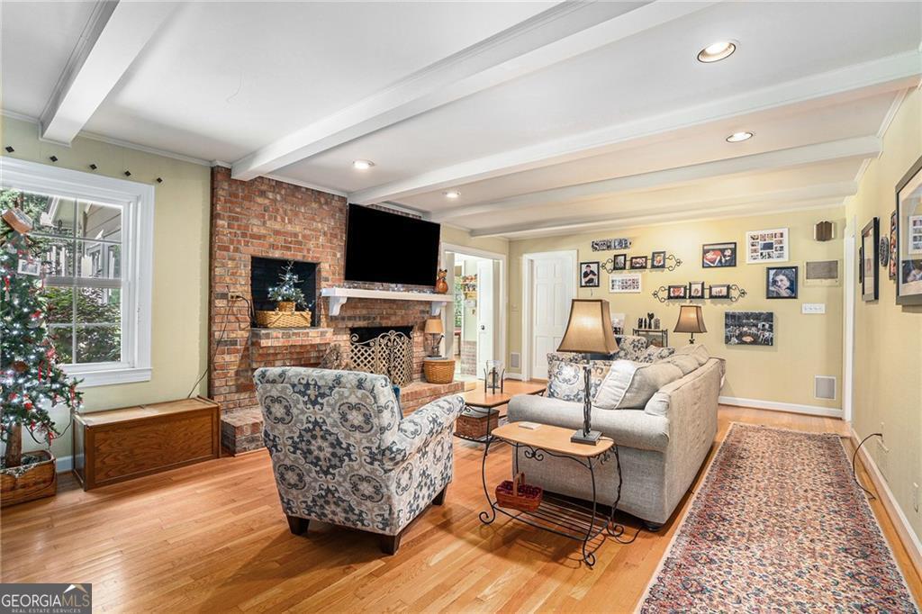 6140 Riverwood Drive