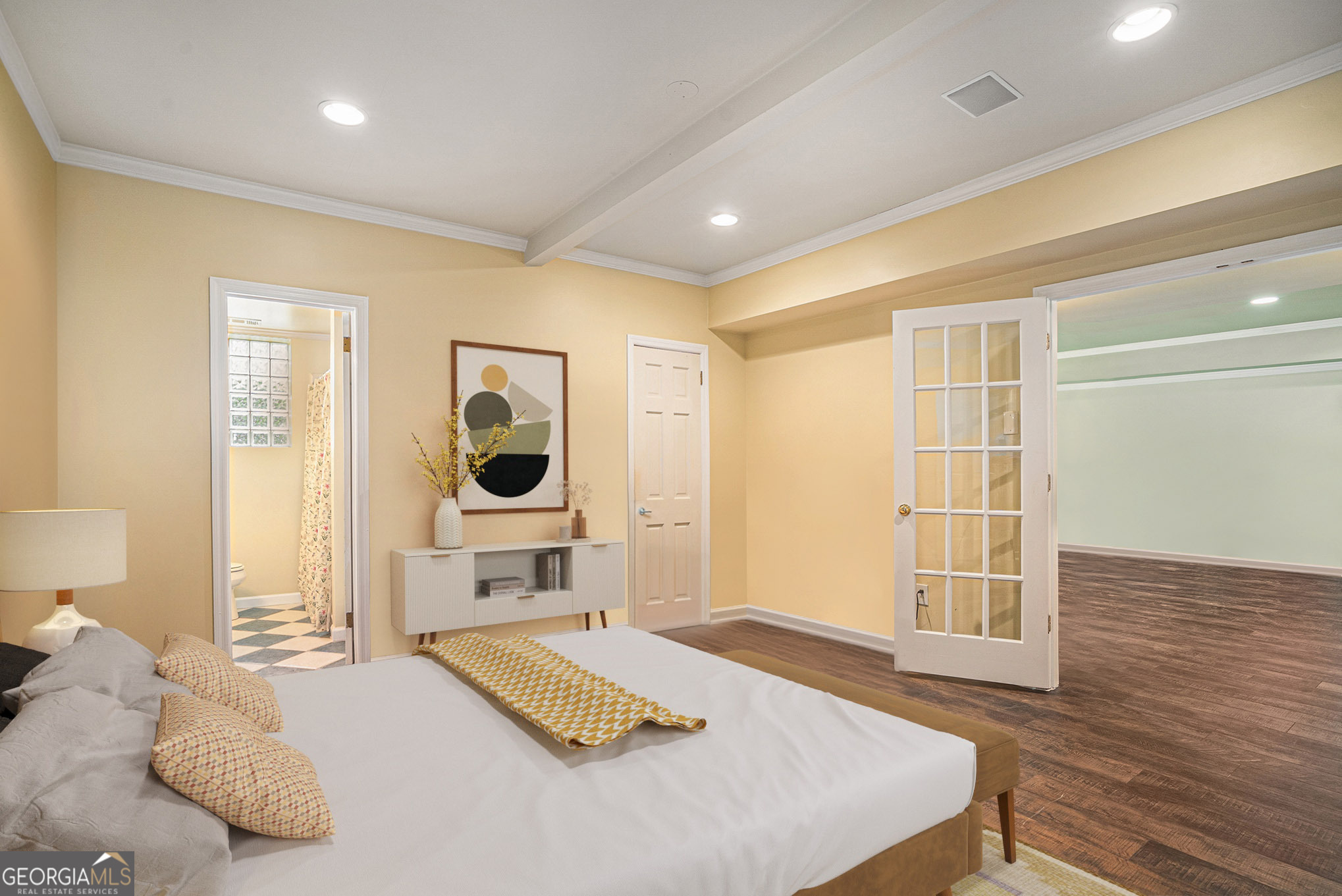 6140 Riverwood Drive