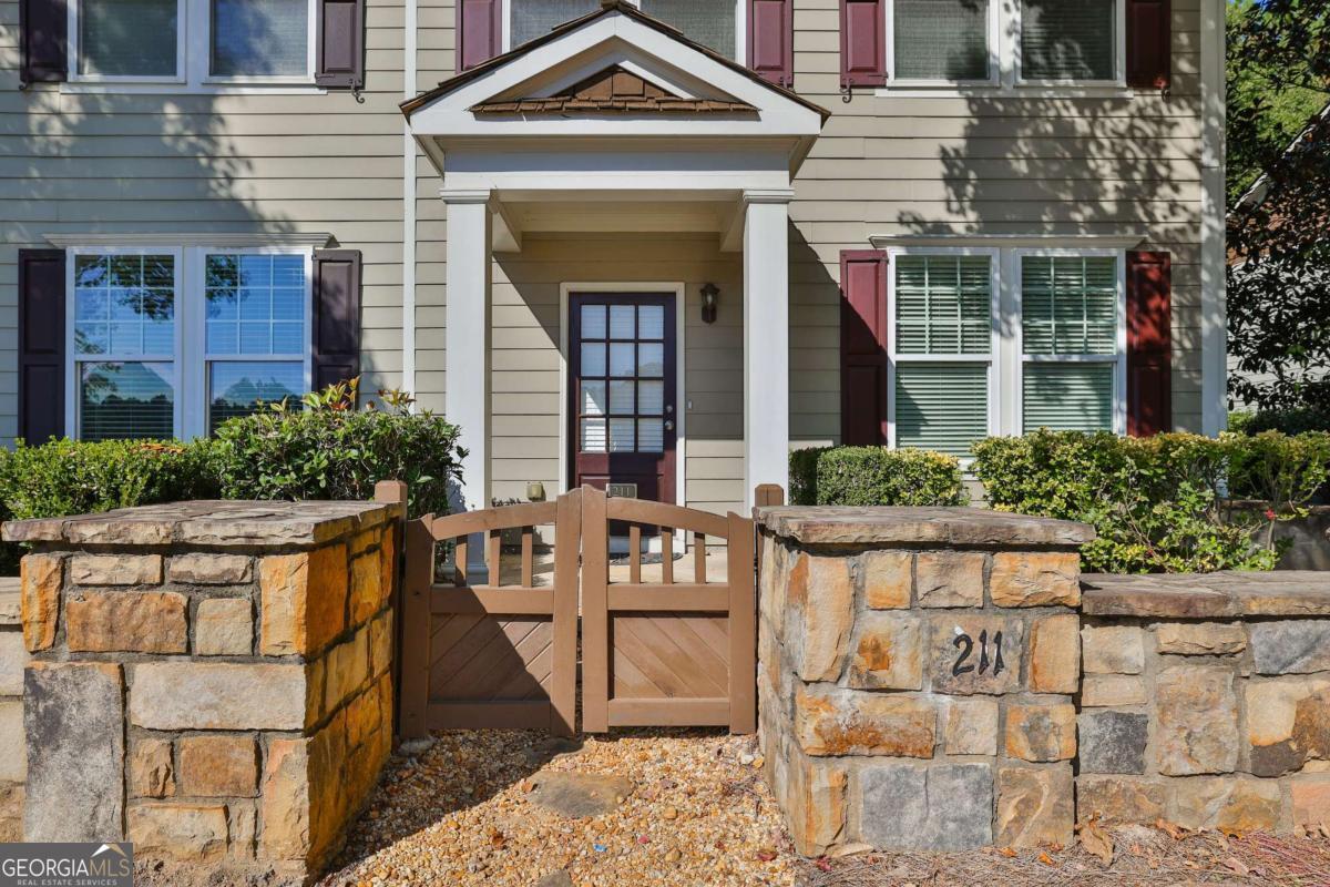 211 River Green Avenue