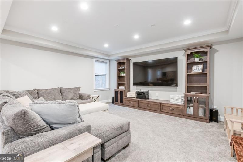 428 PROVIDENCE WALK Street