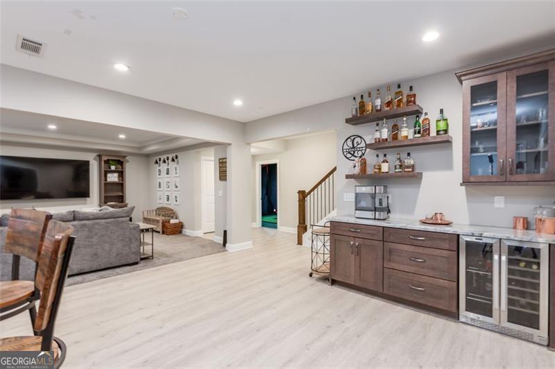 428 PROVIDENCE WALK Street