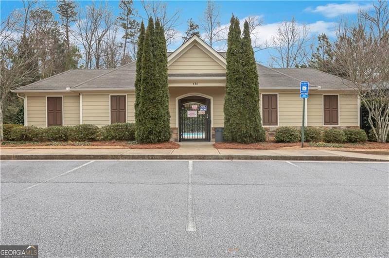 428 PROVIDENCE WALK Street