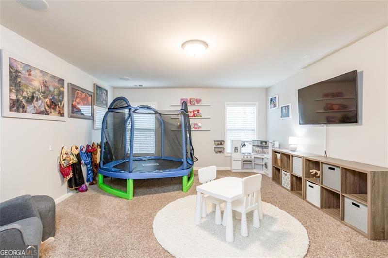 428 PROVIDENCE WALK Street