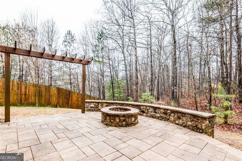 428 PROVIDENCE WALK Street