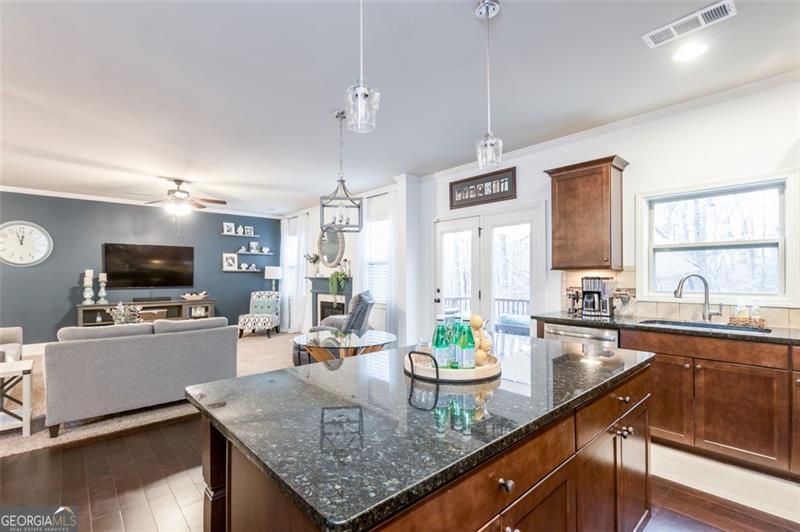 428 PROVIDENCE WALK Street