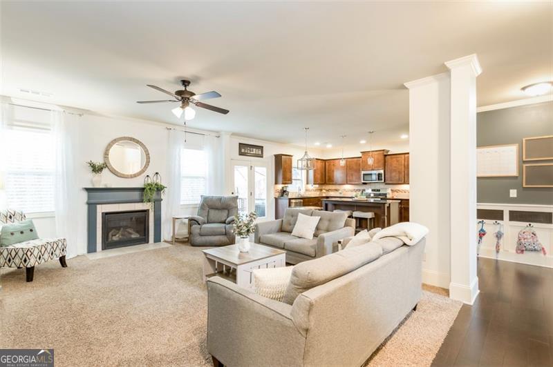 428 PROVIDENCE WALK Street