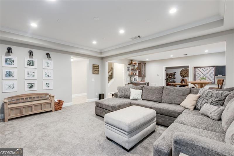 428 PROVIDENCE WALK Street