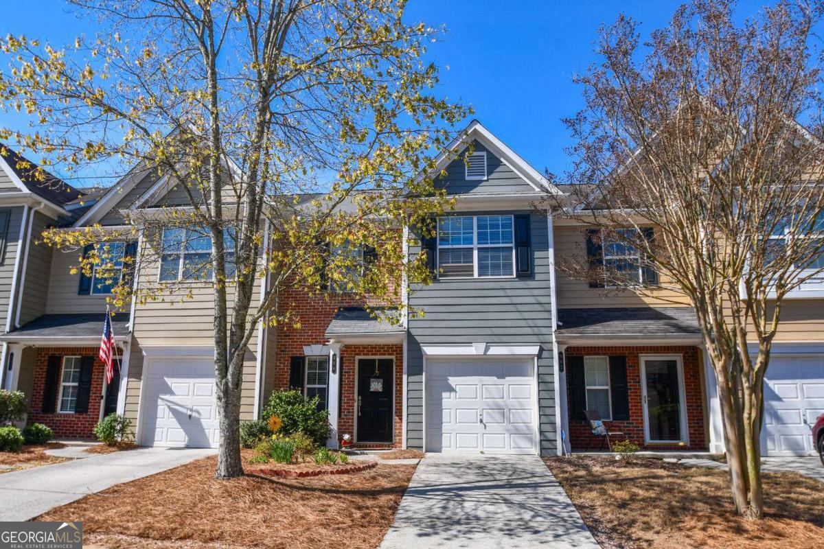 904 Magnolia Leaf Drive