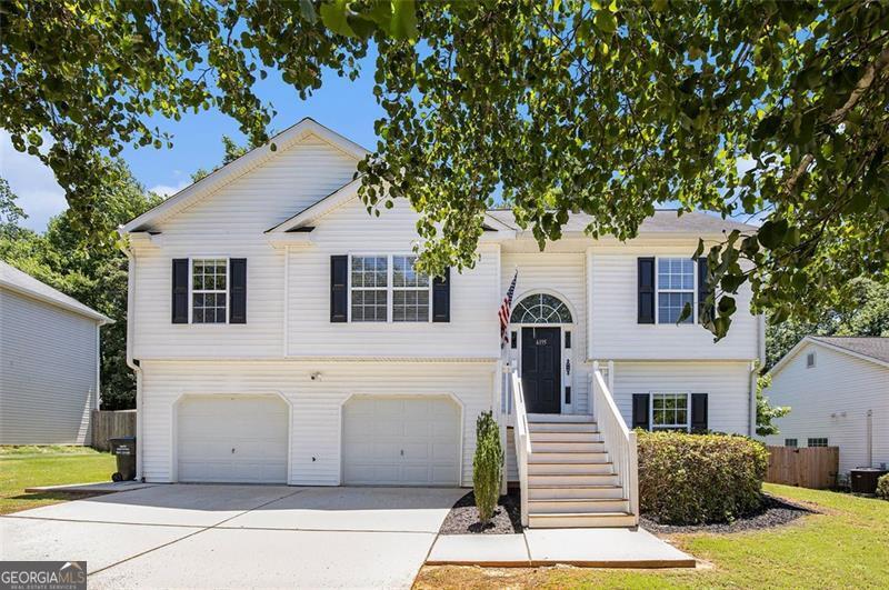 6195 QUEENSDALE Drive