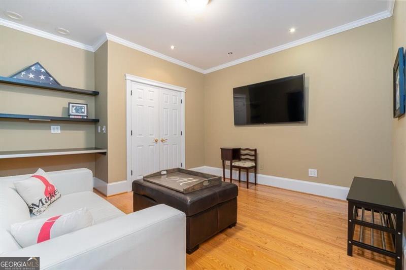 817 Registry Terrace