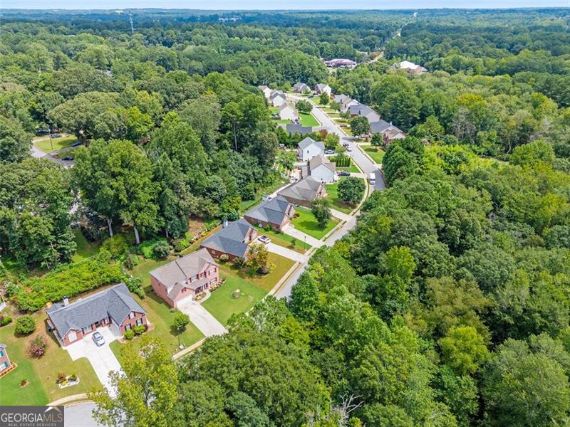 3590 NW BOB HANNAH Drive NW