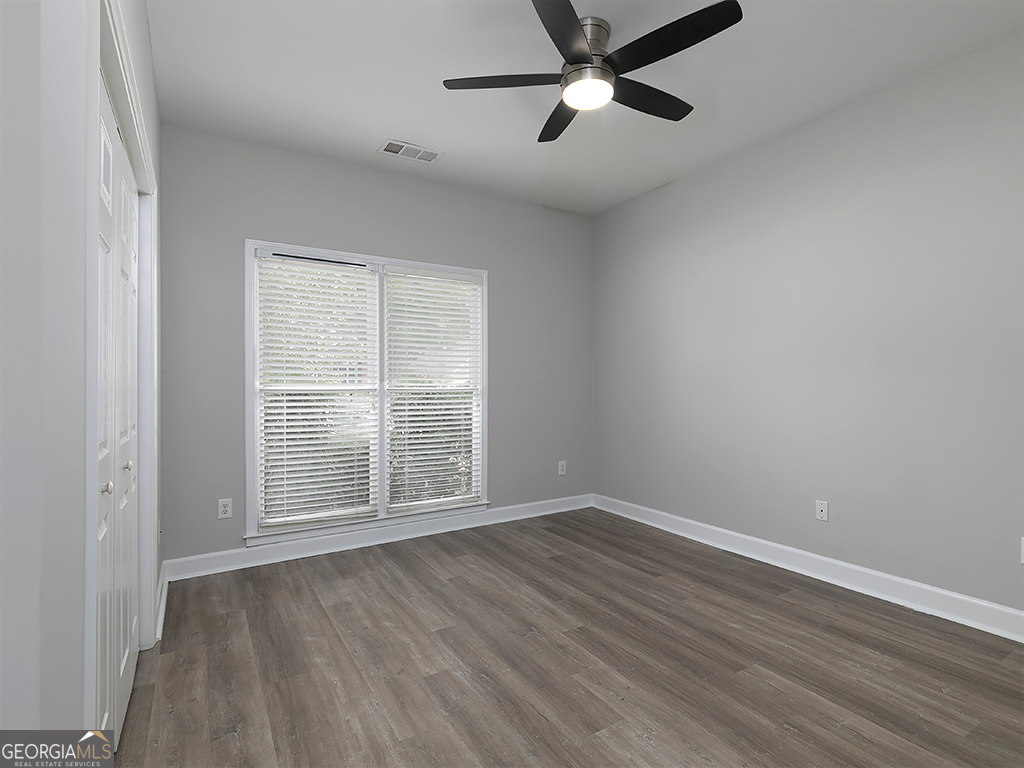 3315 Oak Hampton Way