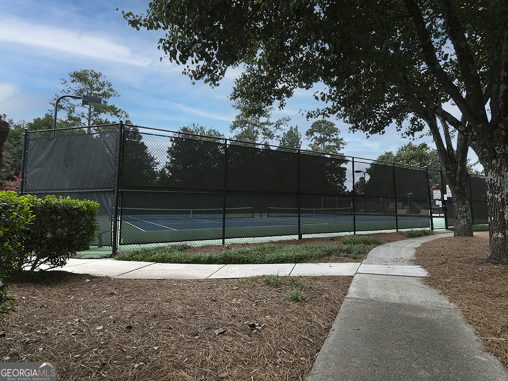 3315 Oak Hampton Way