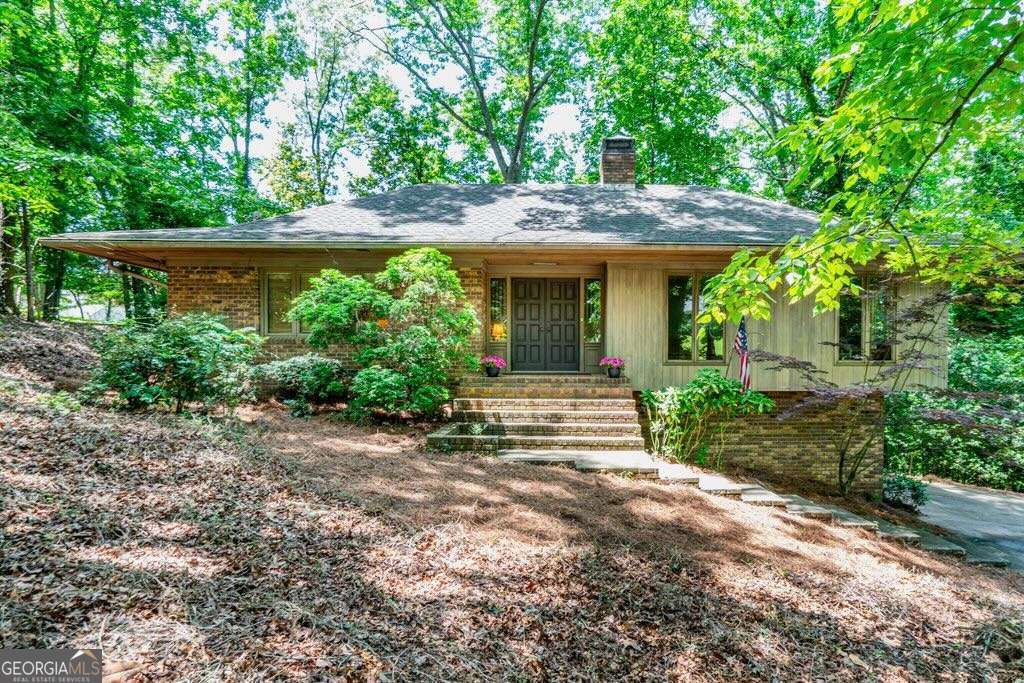 1009 Wessell Road NW