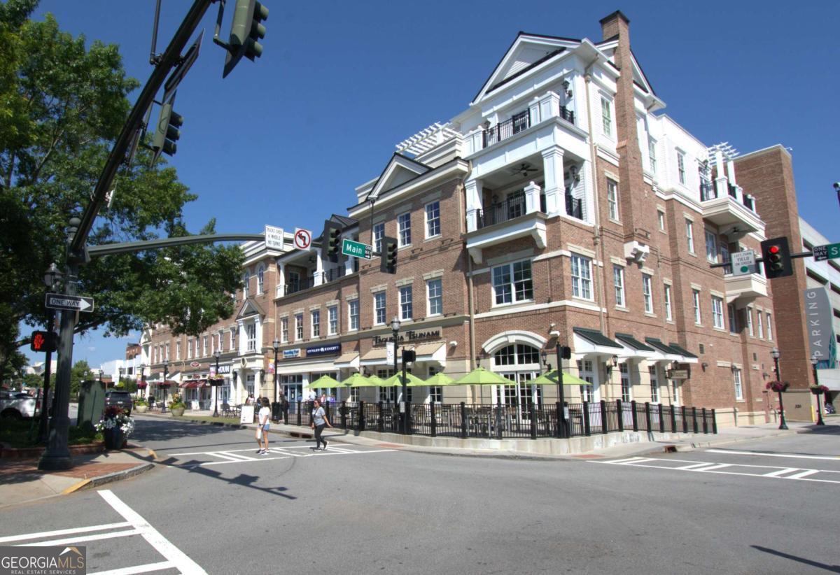 1009 Wessell Road NW