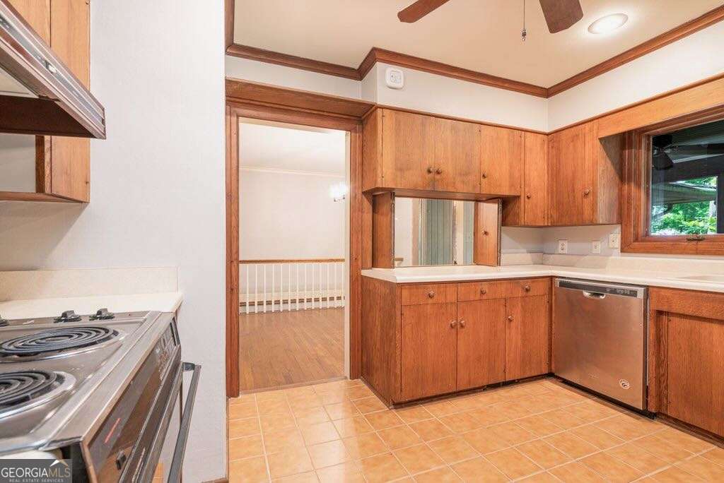 1009 Wessell Road NW