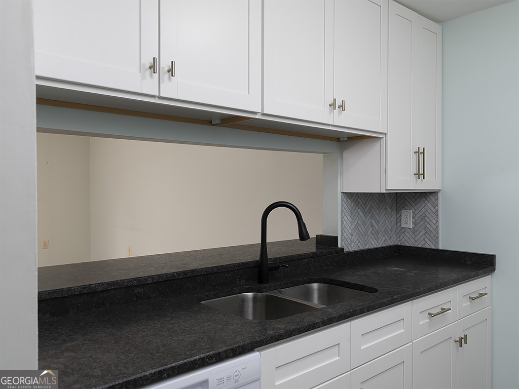 3655 Habersham Road NE # 352, Atlanta Unit: B 352