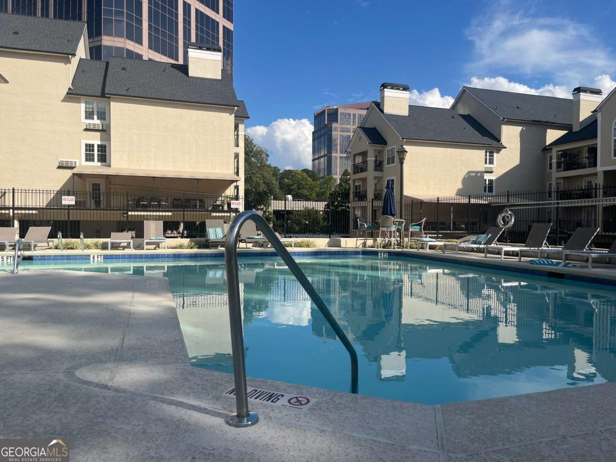 3655 Habersham Road NE # 352, Atlanta Unit: B 352