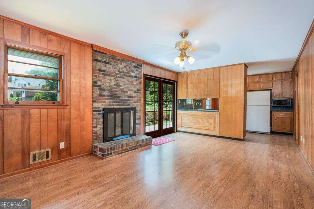 3854 Ridgewood Drive SE