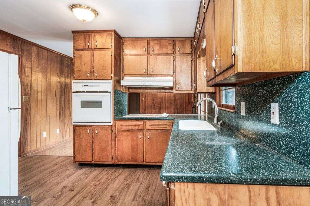 3854 Ridgewood Drive SE