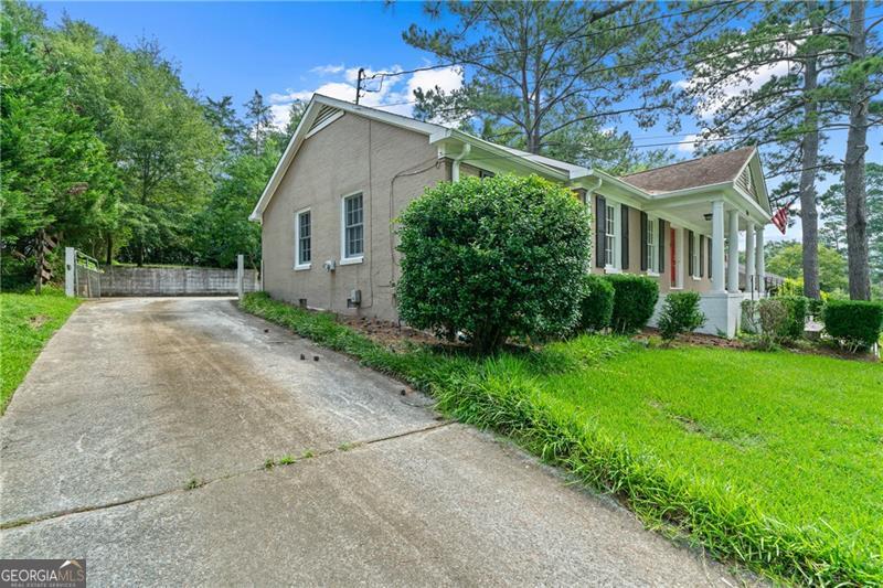 3061 General Lee Road