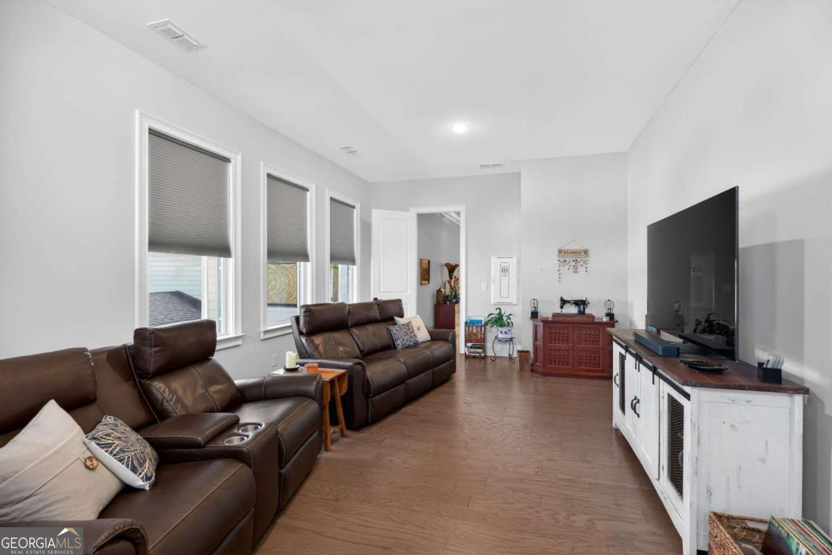 105 Batten Board Way