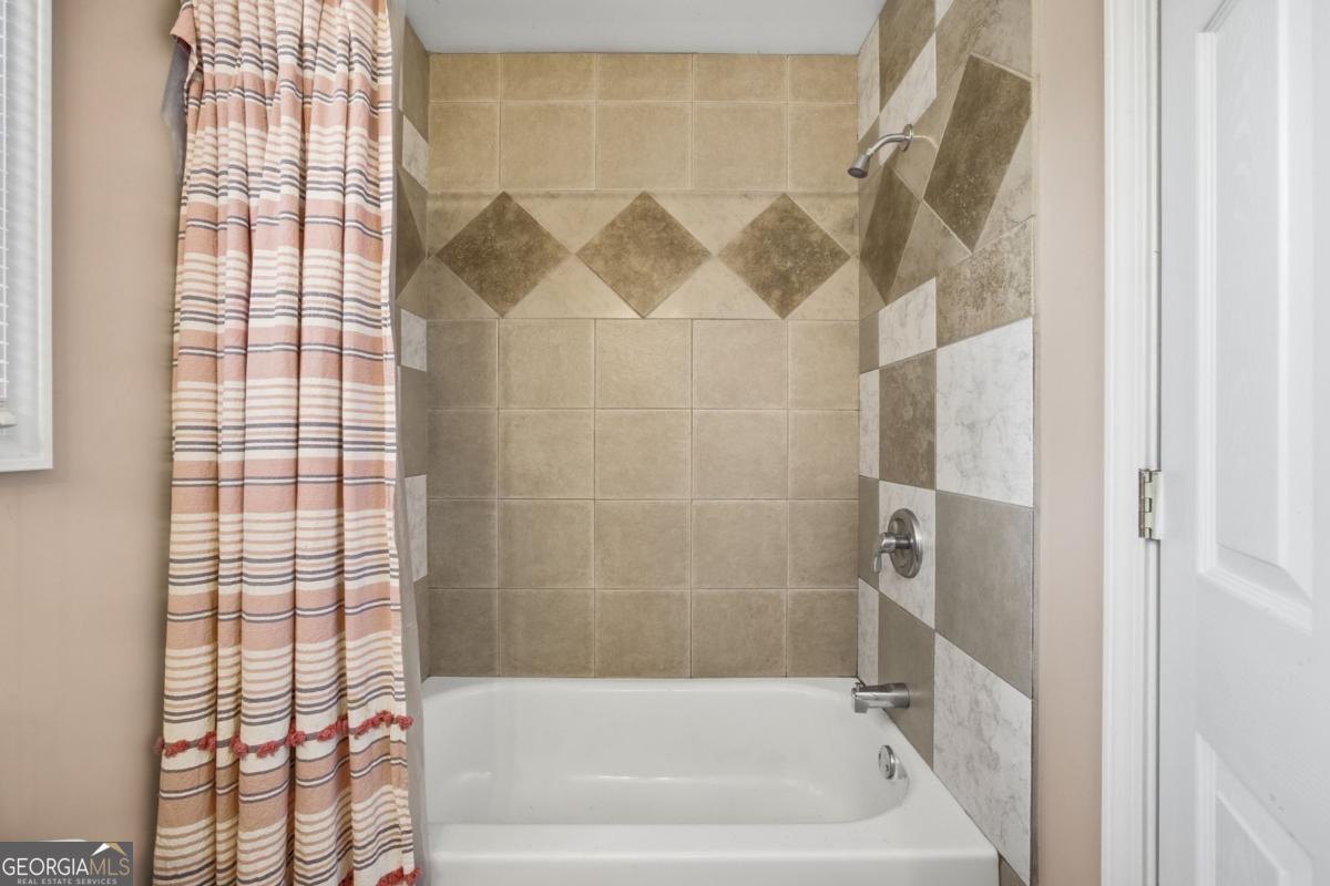 504 N Little Victoria Road