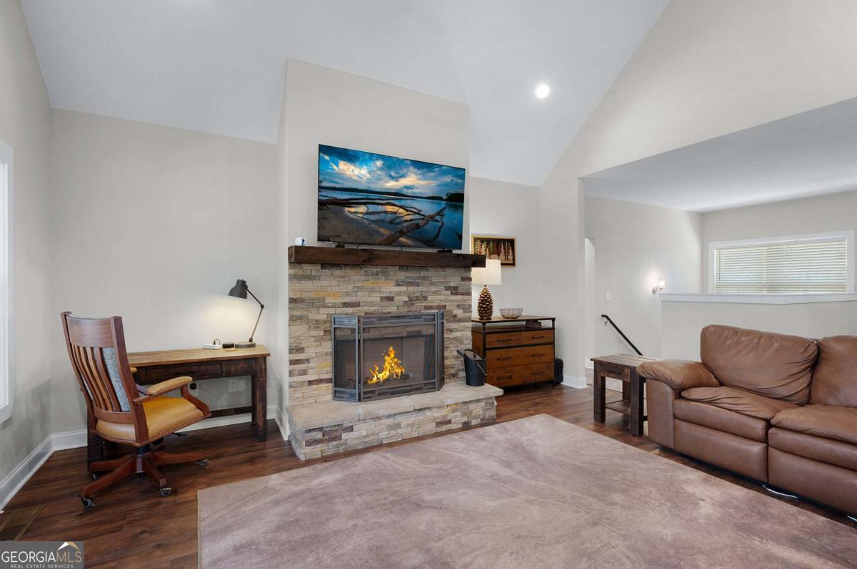 218 Oak Wood Lane # 202