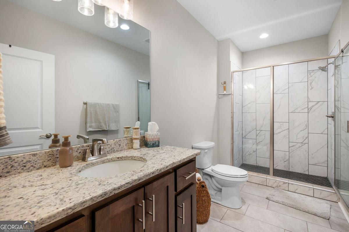 218 Oak Wood Lane # 202