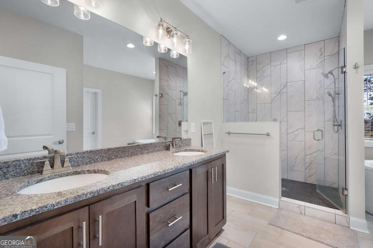 218 Oak Wood Lane # 202