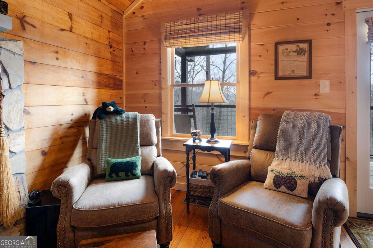 173 Mountain Laurel Lane