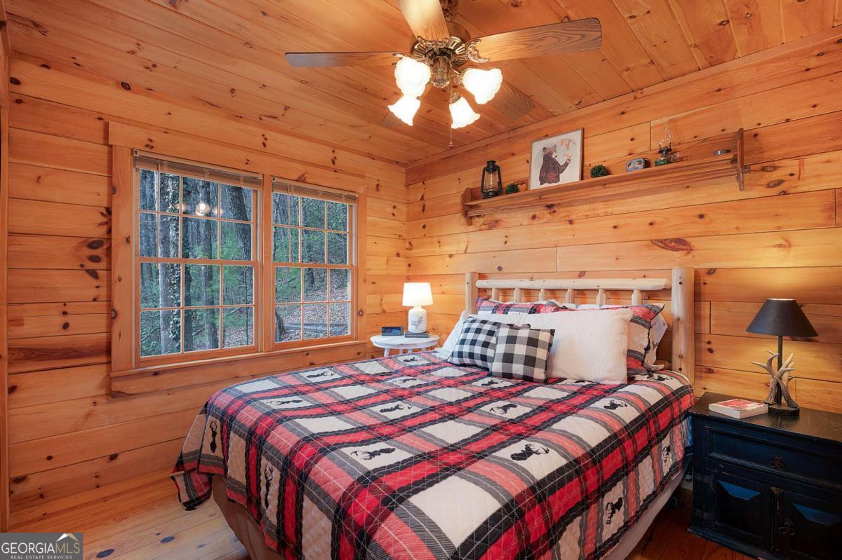 173 Mountain Laurel Lane