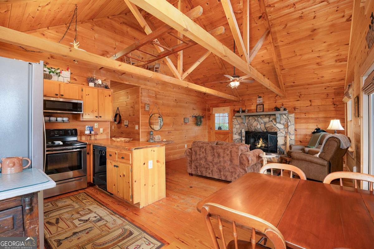 173 Mountain Laurel Lane