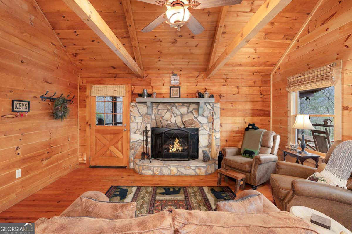 173 Mountain Laurel Lane