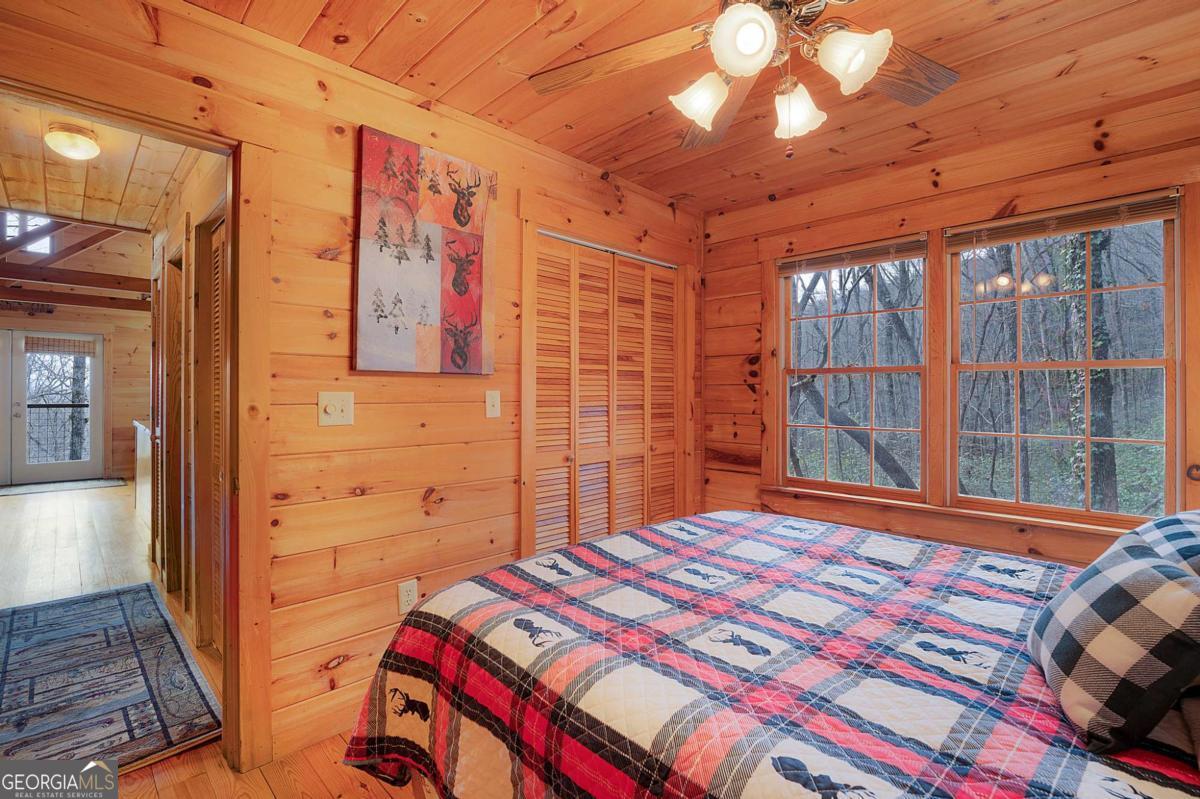 173 Mountain Laurel Lane