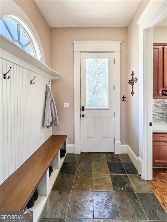 1485 White Rose Court