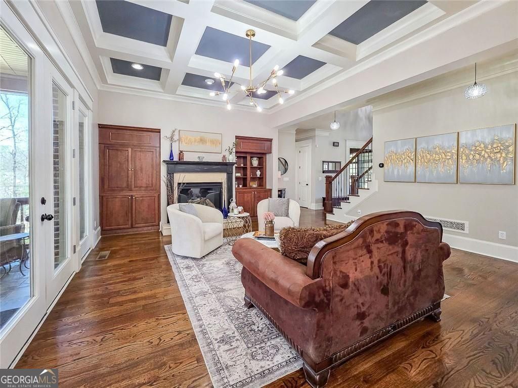 1485 White Rose Court