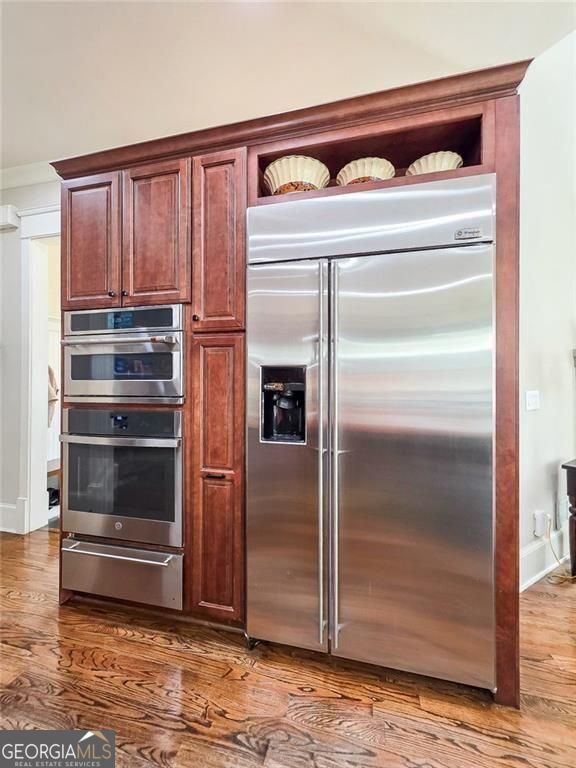 1485 White Rose Court