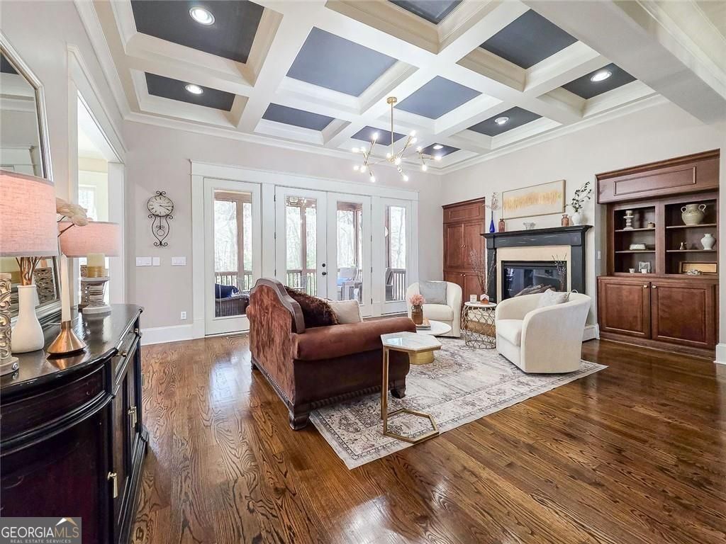 1485 White Rose Court