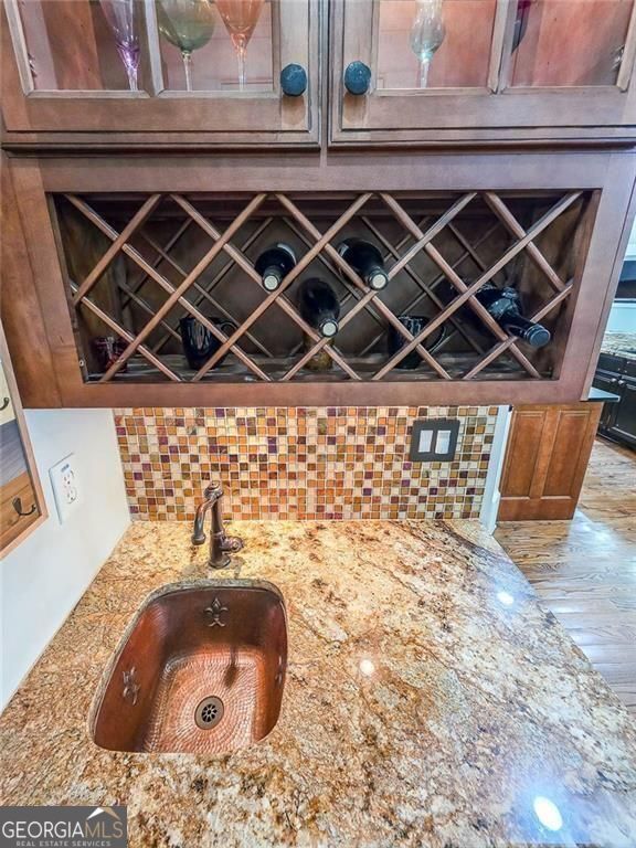 1485 White Rose Court