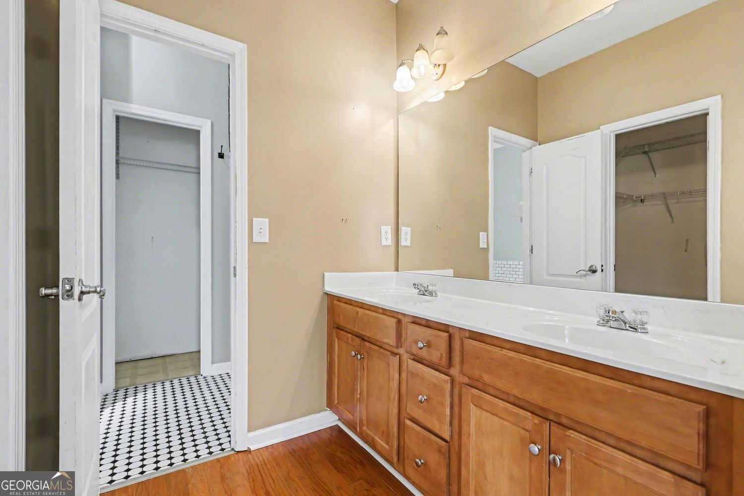 19 Safe Harbor Trail