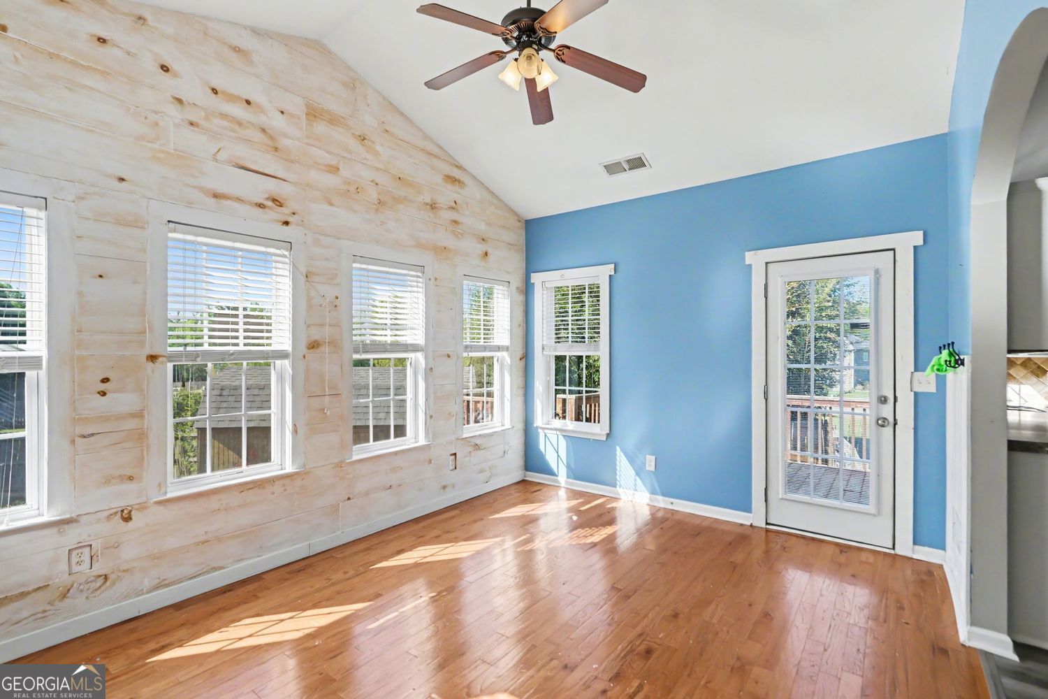 19 Safe Harbor Trail